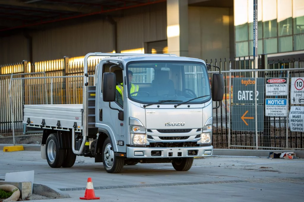 ISUZU Truck | JDS Truck & Van