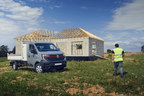 Renault Master   Renault Master